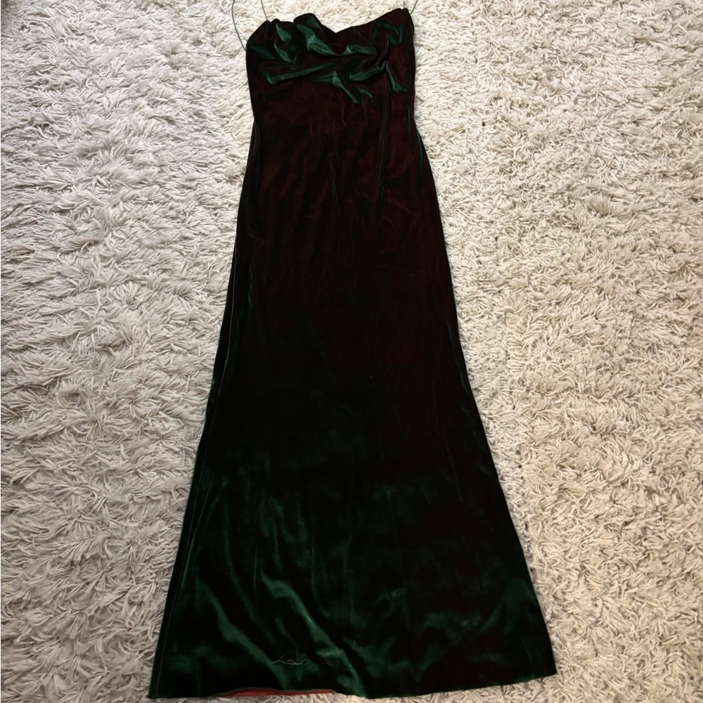 Beige Botany Elegant Green Velvet Evening Gown  Size M